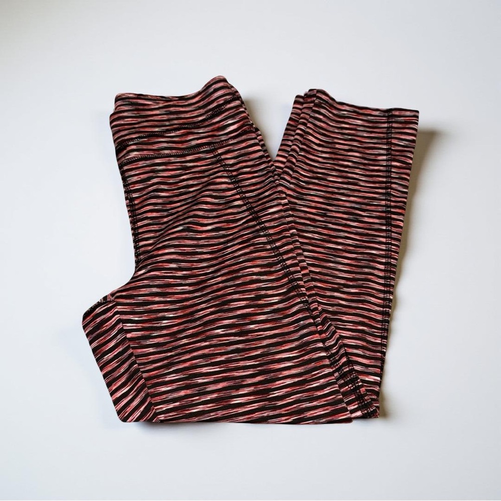 Women’s Striped Leggings in Black and Pink